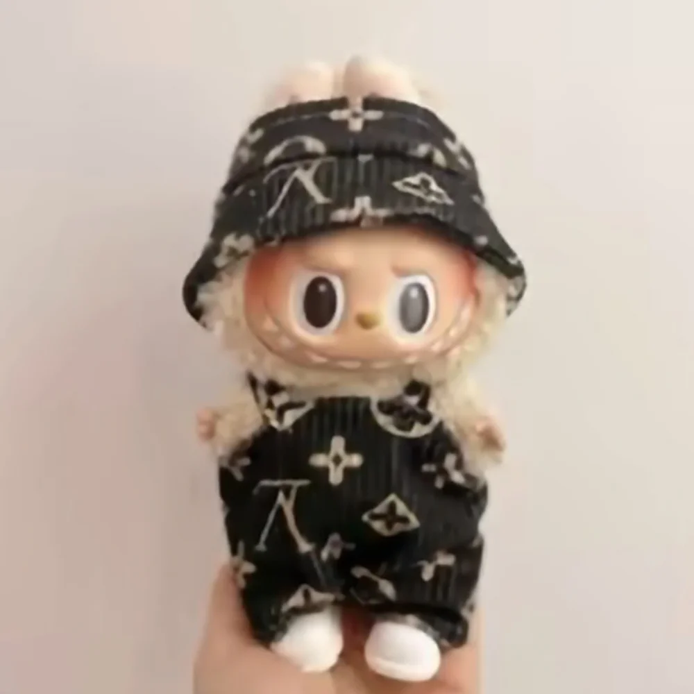 🖤🖤NEW🖤🖤 ADORABLE!! LABUBU 2PC Set Clover Overalls And Hat ONLY
